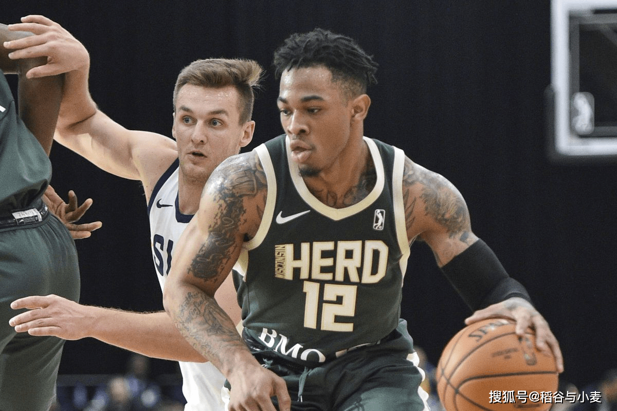 九游体育APP下载包含国际比赛日体能课后，密尔沃基雄鹿更衣室发声备战葡超，悬念犹存，医务组通报恢复的词条